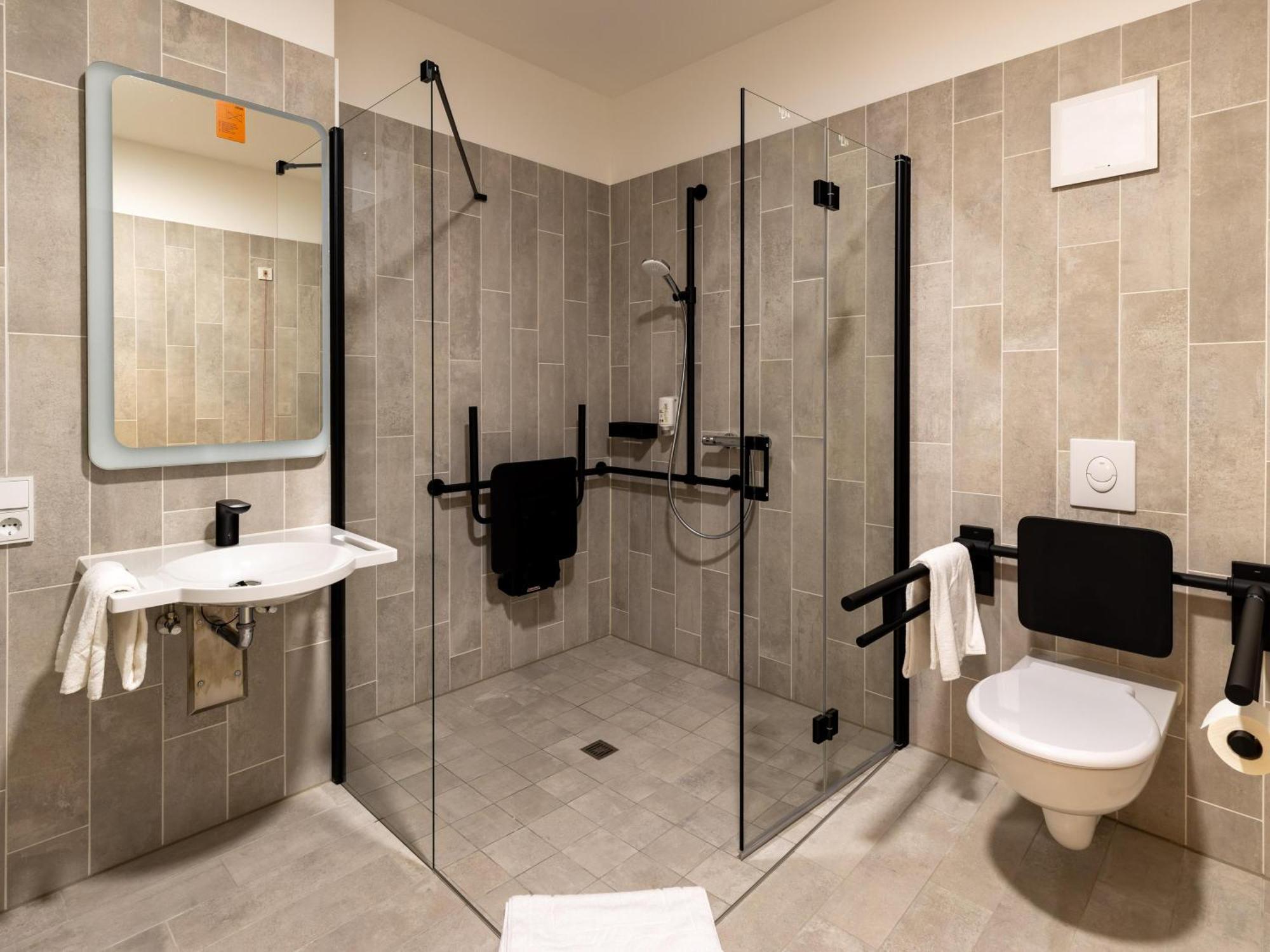 B&B Hotel Idar-Oberstein Eksteriør billede