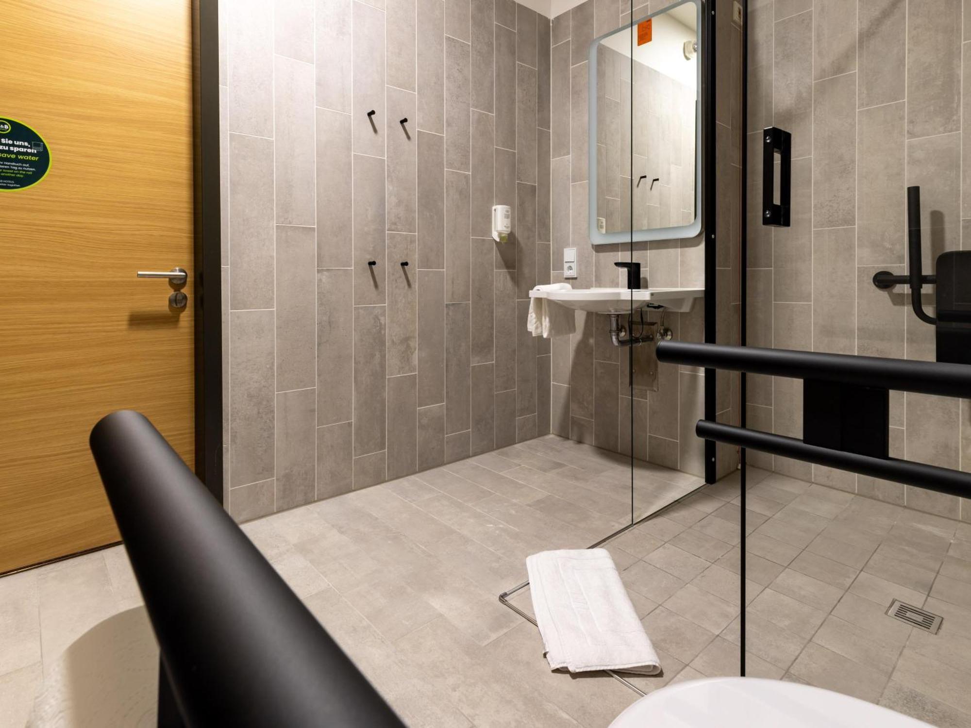 B&B Hotel Idar-Oberstein Eksteriør billede